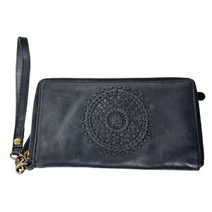 VILENCA Black Leather Zip-Around Wristlet Wallet